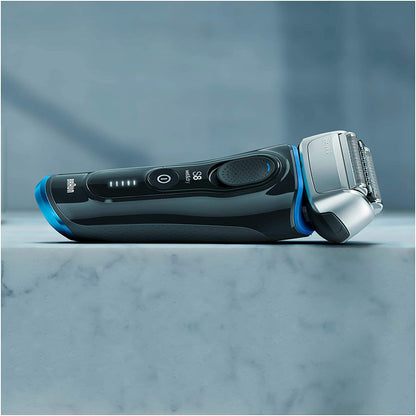 Men Shaver - 8 Series with cleaning catridge BRN.8325S