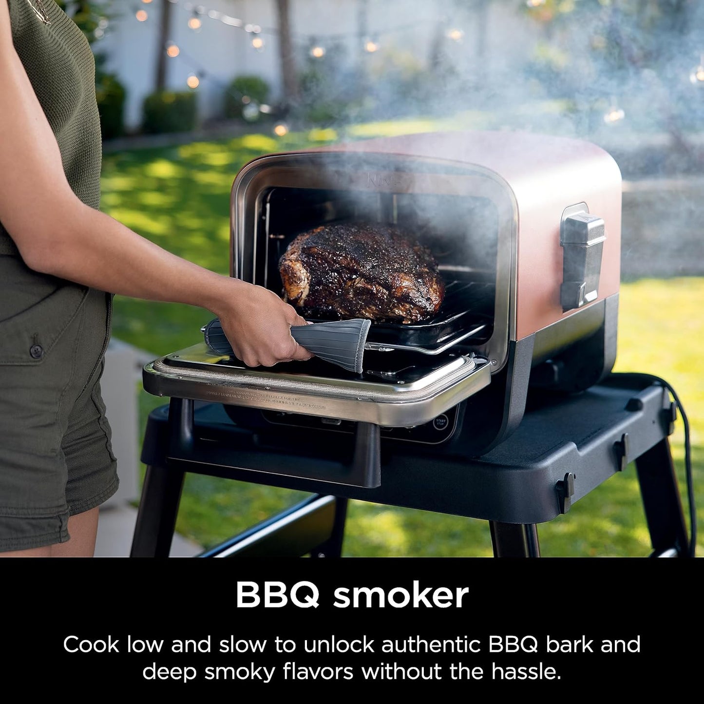 Ninja Woodfire Electric Outdoor Oven, Artisan Pizza Maker and BBQ Smoker OO101ME