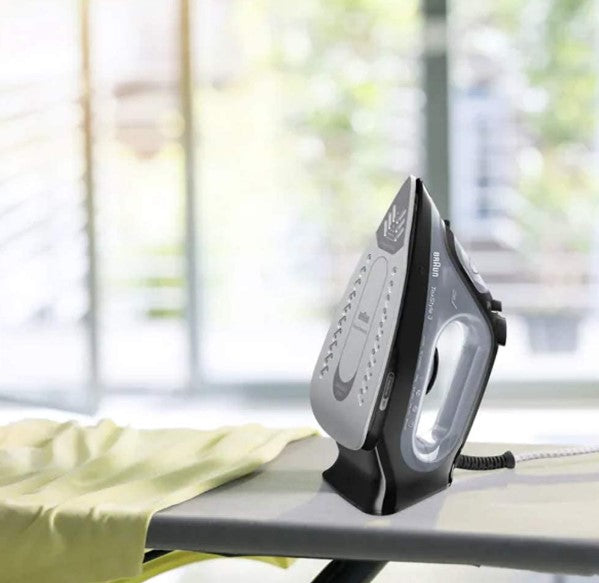 Braun TexStyle Steam Iron, Black, SI 3055 BK BLS.SI3055BK