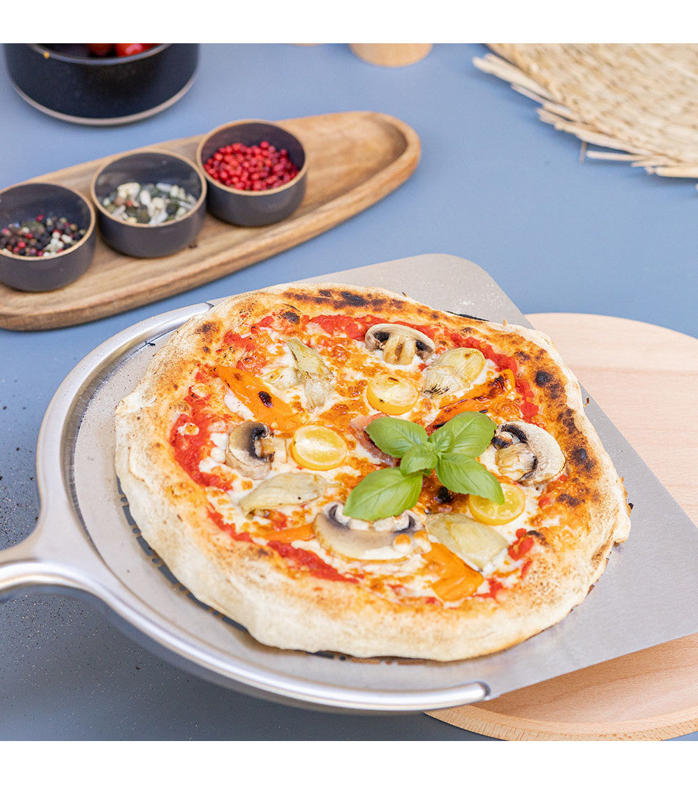 ZIIPA AQUILA PERFORATED PIZZA PEEL