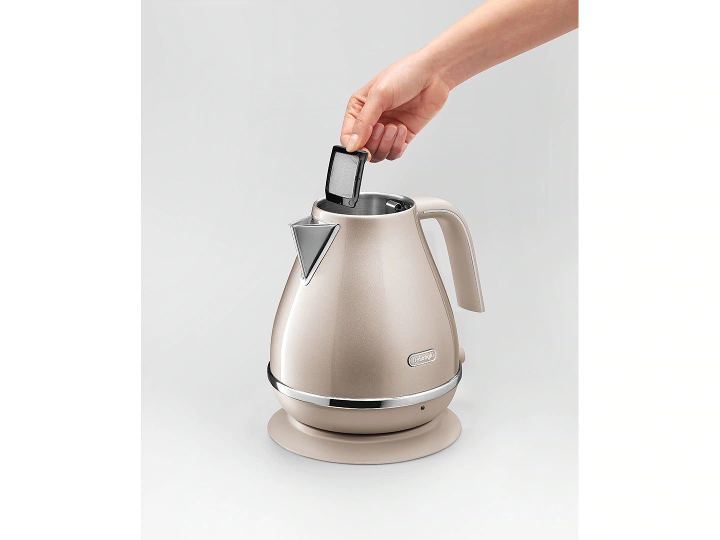 DELONGI ELECTRIC KETTLE 1.7 L KBOT3001.BG 1.7 L DLI.KBOT3001BG